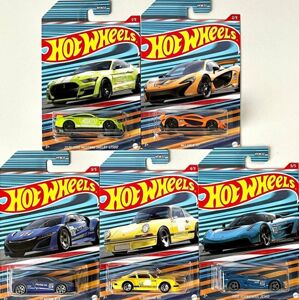 Mattel Hot Wheels TEMATICKÉ AUTO - ZÁVODNÍ OKRUH, více druhů